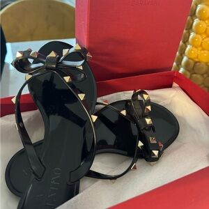 SIZE 5 VALENTINO SANDALS WORN ONLY FEW TIMES